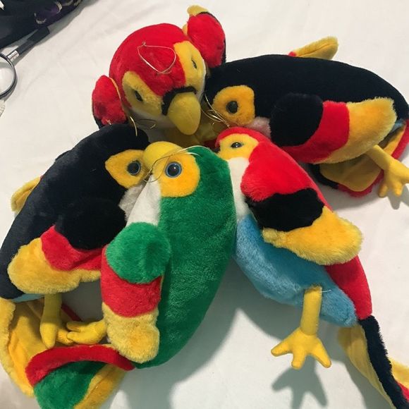 Five Pretty Plush Parrots - Picture 8 of 15